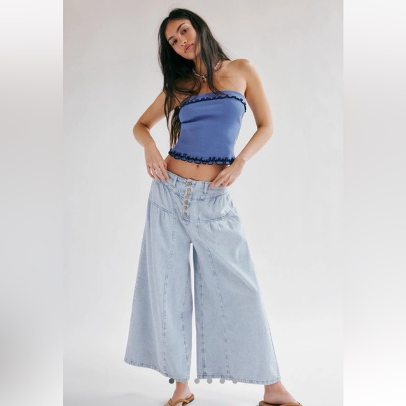 Free People Blossom Wide-Leg Size Small Ankle Jeans - Picture 2 of 10